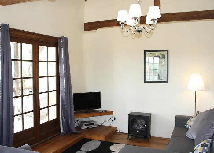 Aou Carde Daire Lagarde-Hachan