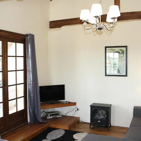 Aou Carde Appartement Lagarde-Hachan